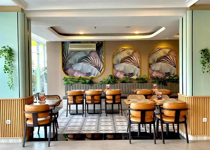 Maxonehotels.Com At Vivo Palembang